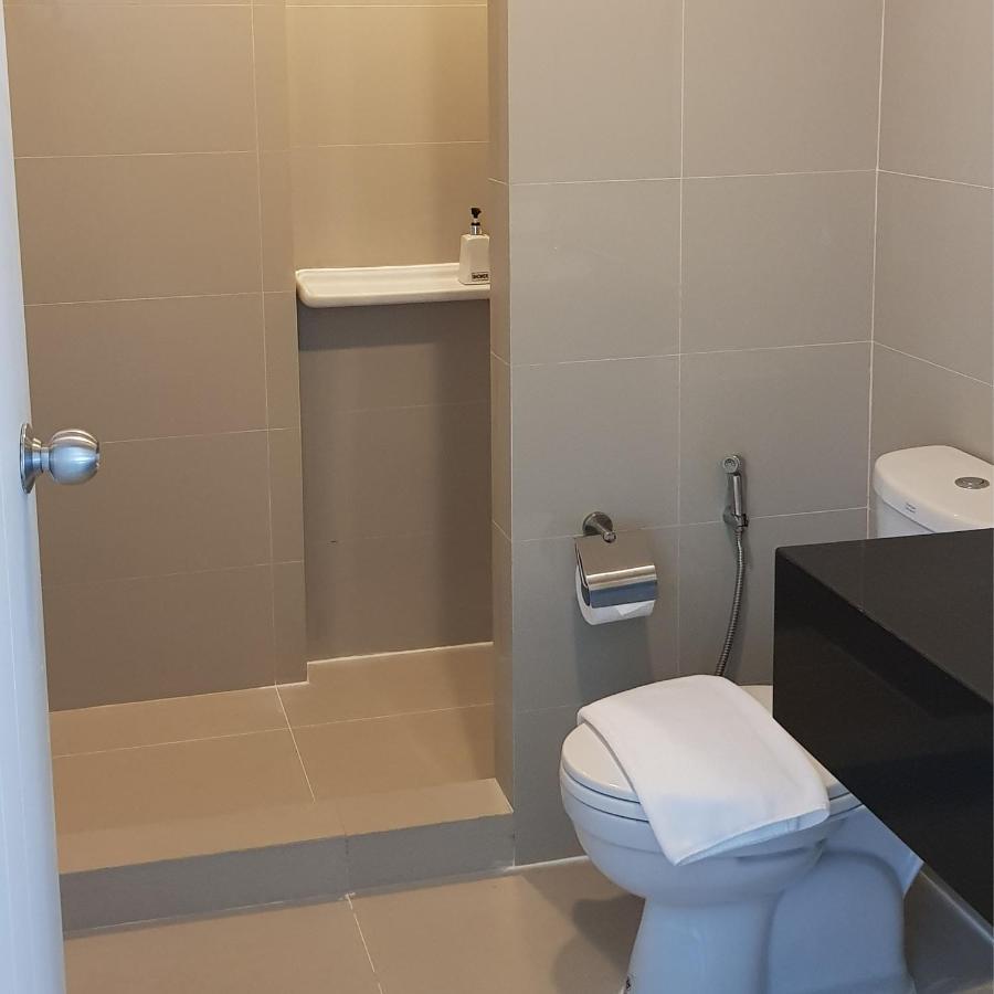 KOS Hotel Suvarnabhumi Airport Bangkok Luaran gambar